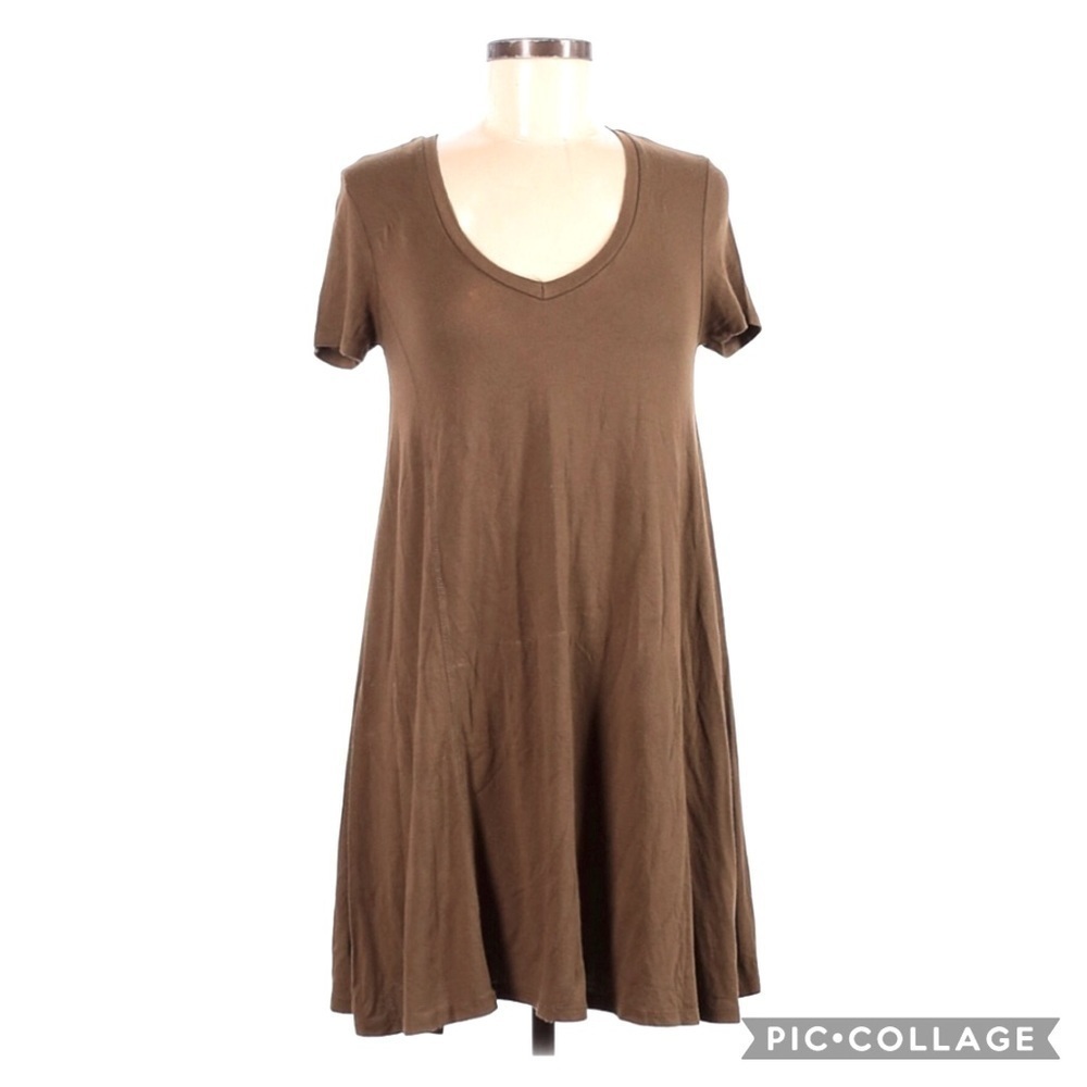 Zara Trafaluc A-Line V-Neck Short Sleeve Dress